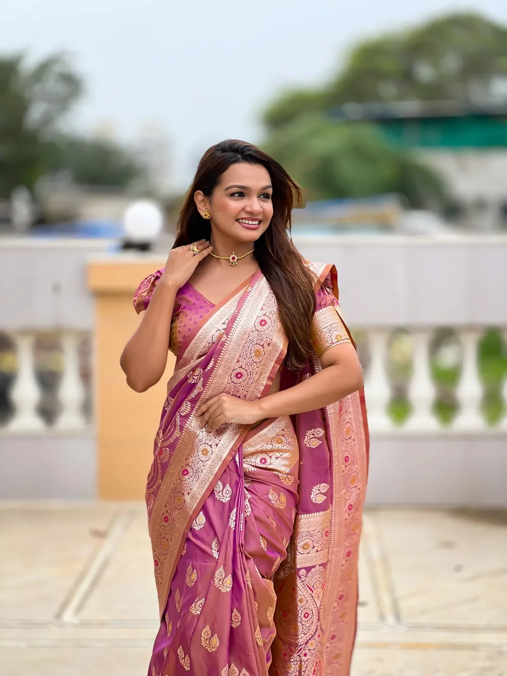 Banarasi Silk Saree with Zari & Meenakari – Premium Wedding Collection (Light Pink)